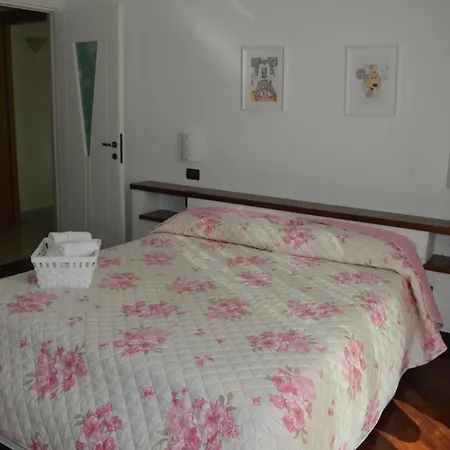 Ca De Magi E Bed & Breakfast Tovo San Giacomo